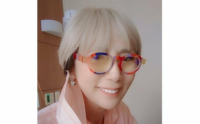 【がんサバイバー】秋野暢子さん　「無事生還しました。オペは大成功」　笑顔で報告　「あしたの夜まで絶食」|TBS NEWS DIG