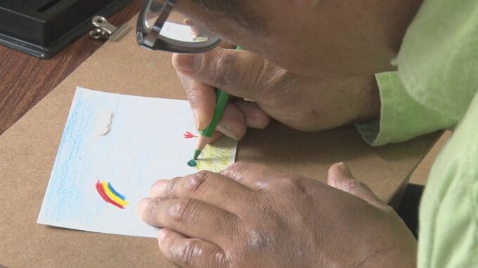 「ゆっくりゆっくり」　統合失調症に向き合う"おえかき家"　個展に向け大きな挑戦　|　BSSニュース | BSS山陰放送