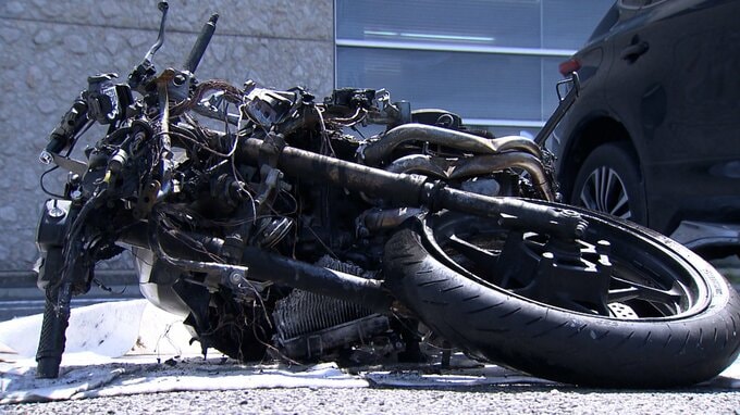 【スポーツカーとバイクが衝突】バイクの男性（20）は骨盤を骨折するなどして搬送され重体【岡山】|TBS NEWS DIG