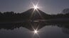 ダイヤモンド富士　富士山頂からの初日の出　水面に反射する朝日でWダイヤモンドに　いつごろ？どこで見える？　|　山梨のニュース | ＵＴＹテレビ山梨