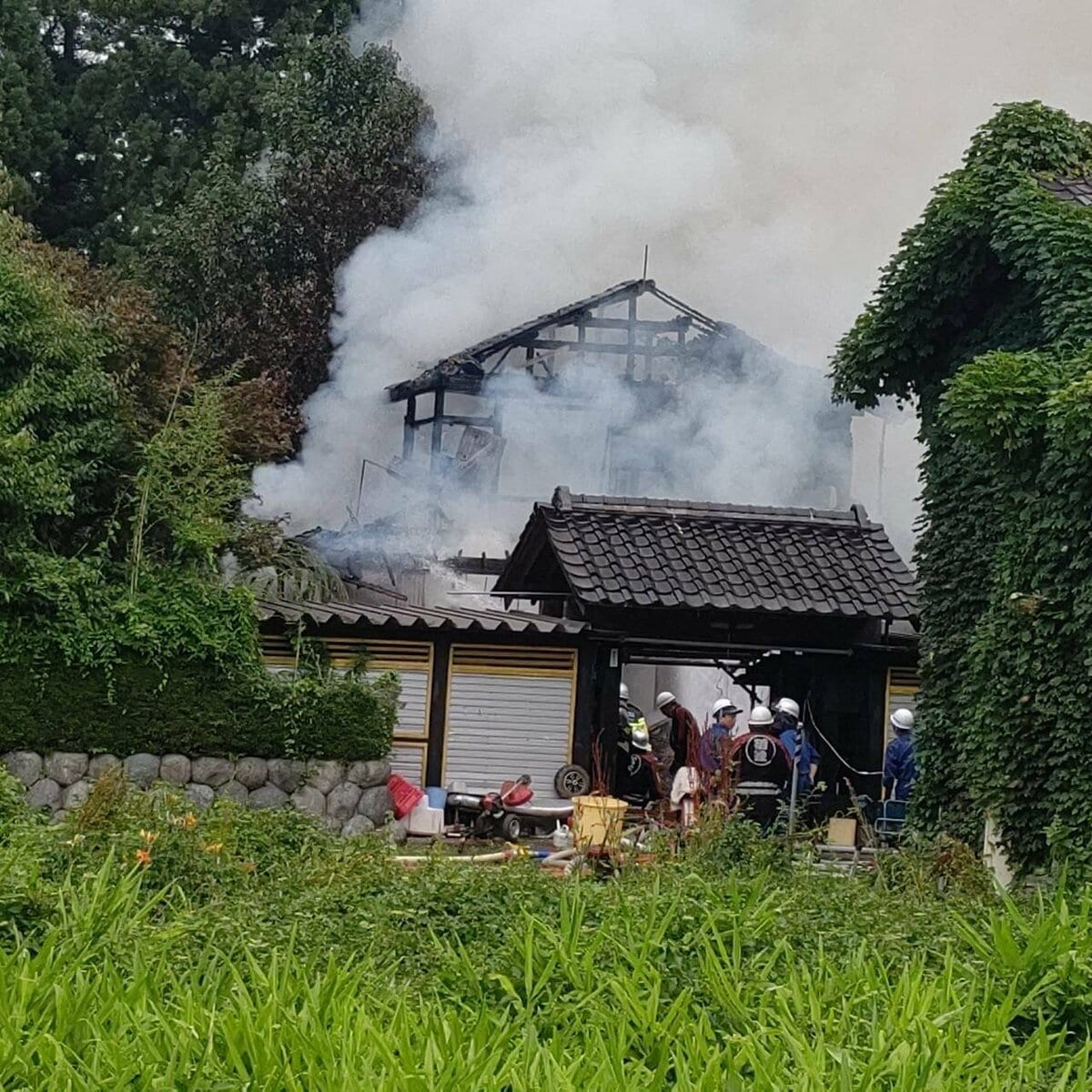 速報】富山県砺波市で住宅火災 消防が消火中 | 富山のニュース｜天気
