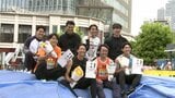 “人間が空を飛べる”都会の真ん中で棒高跳、トップアスリートが目の前で実演 観客は大興奮【ストリートボウタカ in 赤坂サカス】|TBS NEWS DIG