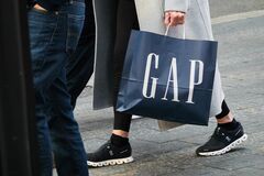 ギャップ株急伸、既存店売上高が３ブランドで予想超える－戦略奏功| TBS CROSS DIG with Bloomberg
