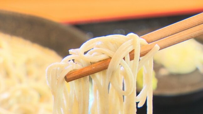 「風味がしっかり感じられるように打っています」看板メニューは二八そば　そばとほうとうの店がオープン　山梨・fumotto南アルプス|TBS NEWS DIG