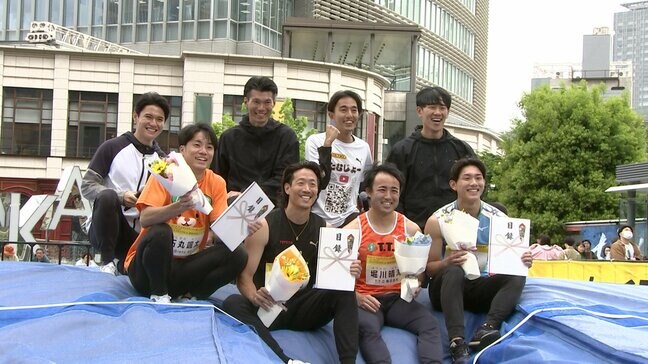 “人間が空を飛べる”都会の真ん中で棒高跳、トップアスリートが目の前で実演 観客は大興奮【ストリートボウタカ in 赤坂サカス】|TBS NEWS DIG