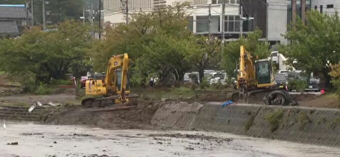 能登豪雨の被災地 大雨の不安抱えながら片付け作業　|　石川県のニュース｜MRO北陸放送