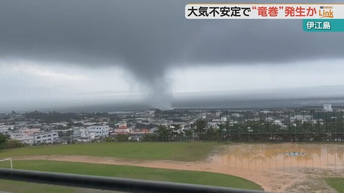 伊江島は竜巻とみられる突風で被害、本島地方ではまとまった雨　沖縄地方の大気が不安定に　|　沖縄のニュース｜RBC 琉球放送