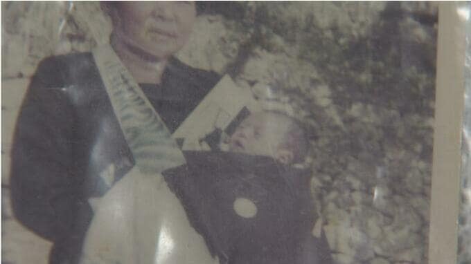 肛門のない子を抱いて…カネミ油症・岩村定子さん死去　「へその緒」に託した次世代救済【終わらない食中毒】|TBS NEWS DIG