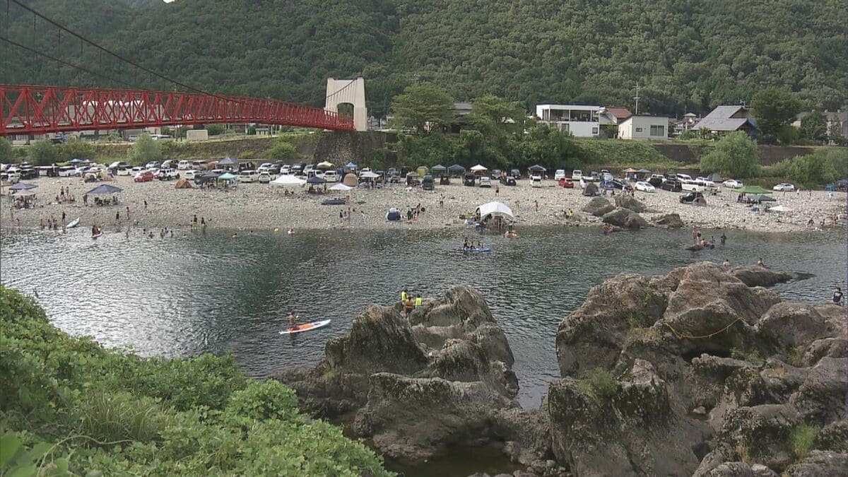 岐阜の長良川と愛知の矢作川で水難事故が3件相次ぐ 川遊び中に男性2人が死亡、1人行方不明