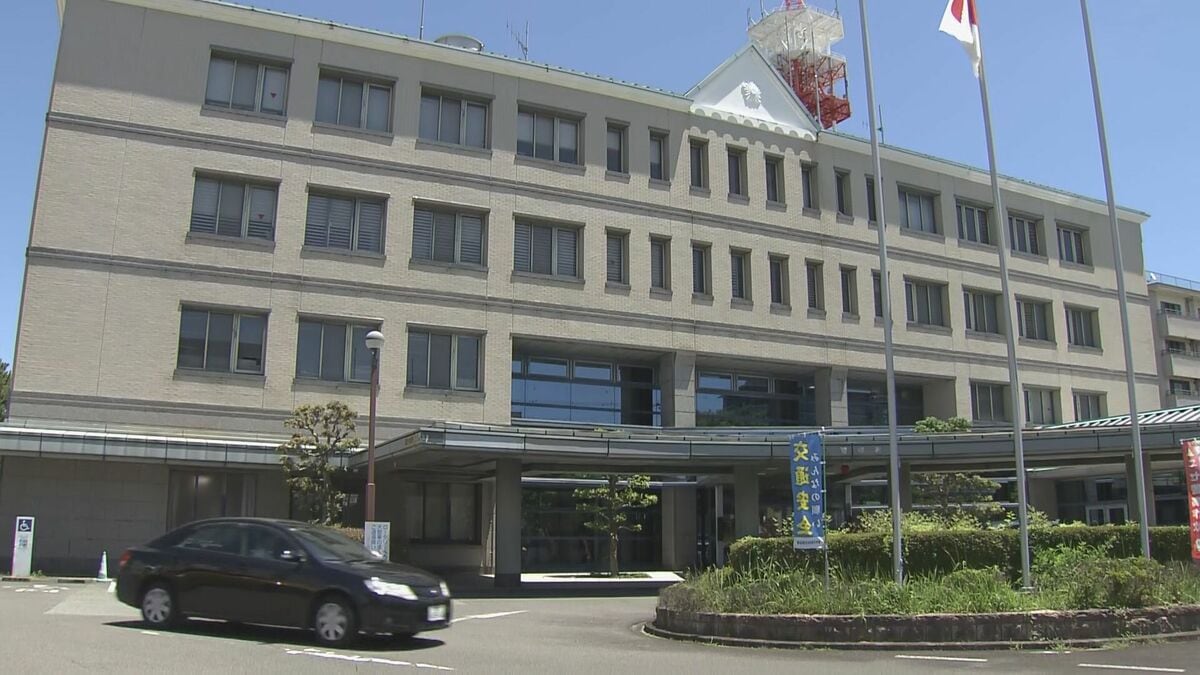 パソコンに18歳未満の女の子の裸が写った画像を所持か ｢性的好奇心を満たす目的｣ 小学校講師の38歳男を逮捕 自宅からはAIで生成したとみられる性的画像も