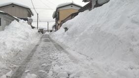 雪の事故相次ぐ　除雪ブルドーザーにひかれ1人死亡　除雪中に屋根から落雪で意識不明　福島・喜多方市|TBS NEWS DIG