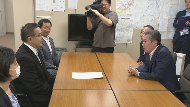 石川県知事選挙 2期目の出馬表明の現職・馳浩知事が“自民党以外”の政党や会派、団体に協力を要請 「県民党」を強調する馳氏にそれぞれの反応は|TBS NEWS DIG
