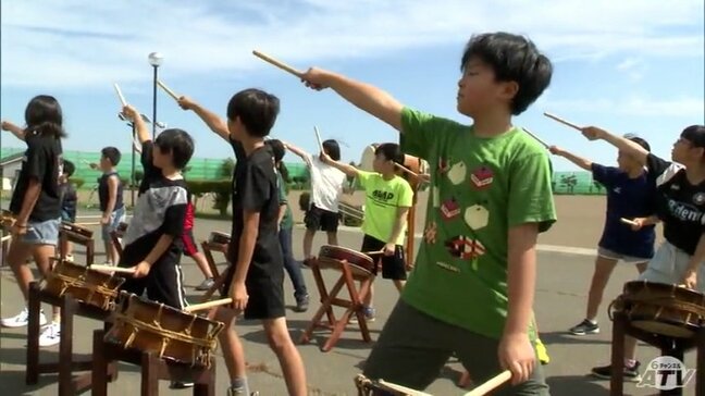 閉校した三川目小学校の伝統の「海鳴り太鼓」　統合先の小学校でも受け継がれ22日に「三沢まつり」で初披露へ　児童たちが夏休み返上で猛練習！　青森県|TBS NEWS DIG