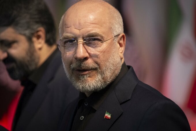イラン交渉トップ､報復訴える強硬派けん制-終戦へ外交努力継続を主張