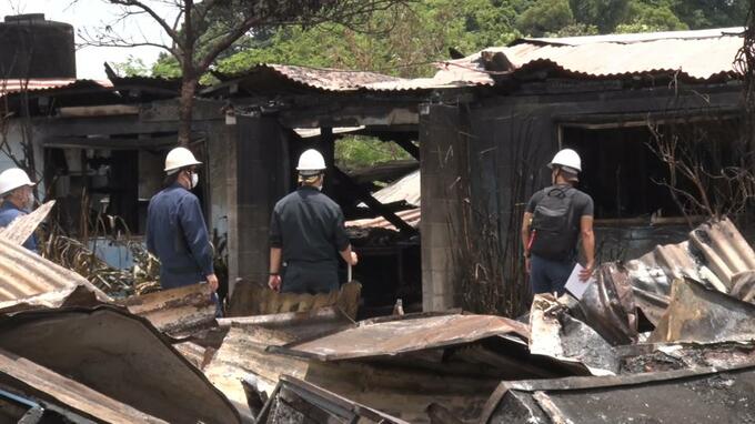 全焼の住宅5棟 警察と消防が現地調査　名護市|TBS NEWS DIG