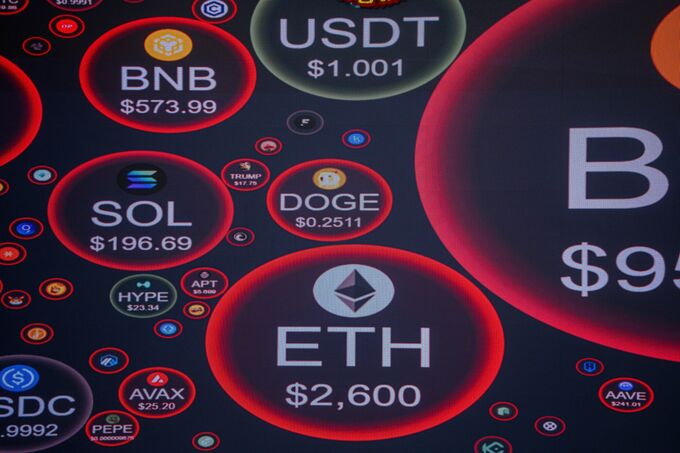 トランプ氏のＡＩ・仮想通貨顧問、デジタル関連資産300億円余り売却