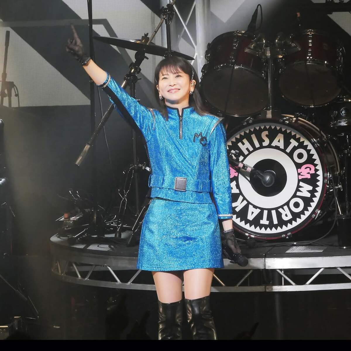 森高千里 】 「今日から衣装が少し変わりましたよ～」 都内でライブ