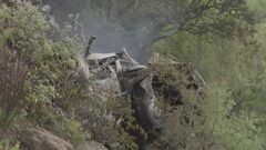 走行中のバスが橋から約50m転落　45人死亡　8歳の女の子1人生存　南アフリカ北部| TBS CROSS DIG with Bloomberg