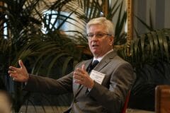 ウォラーFRB理事､労働市場が最大の懸念－雇用伸びマイナスの公算| TBS CROSS DIG with Bloomberg