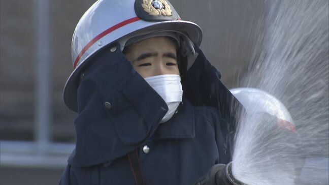 地域住民が放水体験など楽しむ　防災体制充実の消防署新庁舎で開署イベント開催|TBS NEWS DIG