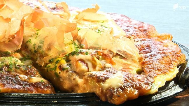 ふわふわ生地に広がる笑顔 関西風お好み焼きと焼きそばが自慢『あずさ』(静岡市)【昭和100年愛されごはん】|TBS NEWS DIG