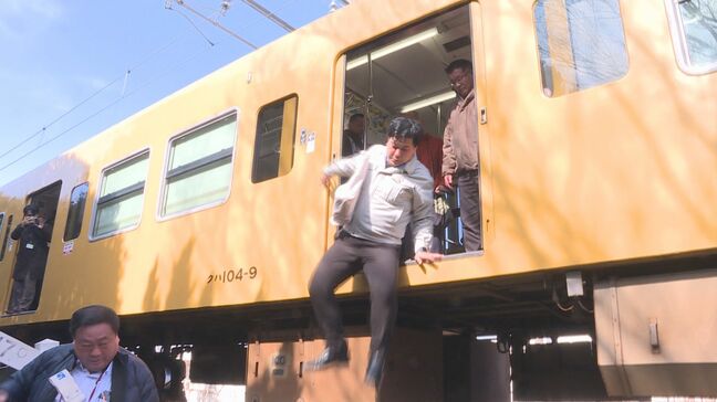 車両を使った津波避難を想定したの訓練  JR西日本と宇部市が連携し安全な誘導手順を確認　山口|TBS NEWS DIG