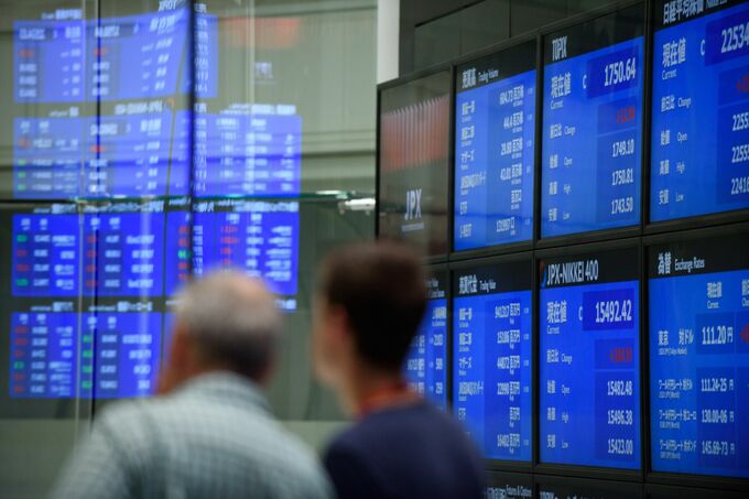 銀行業指数が連日の大幅下落、金利上昇期待が剥落－楽天銀は14％安