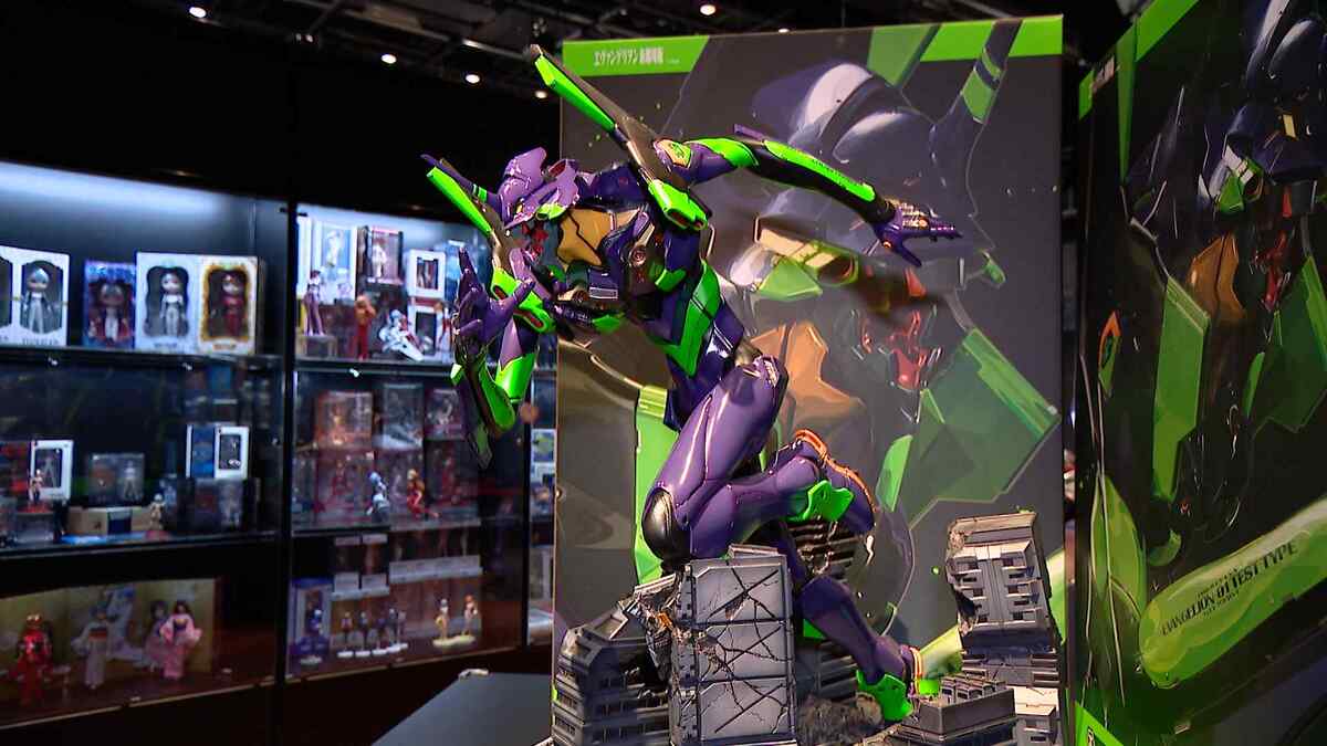 人気アニメ『エヴァンゲリオン』4000点以上の関連グッズを