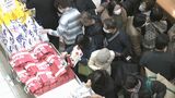 開店前から約500人の行列・・・和菓子、キッチン用品の福袋が好評 山口市のデパートで初売り|TBS NEWS DIG