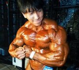 【 横川尚隆 】　大会の「ステージ裏密着映像」　見事な肉体美にファン反響　「横川さんの筋肉は圧巻です！」「ホンマにかっこいい」|TBS NEWS DIG