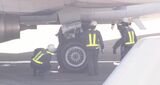石川・小松空港発の日本航空の旅客機が羽田空港でタイヤがパンク 乗客58名にけがなし|TBS NEWS DIG