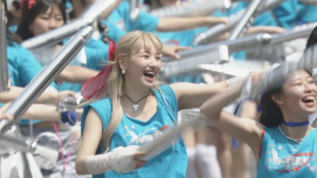 フラワーフェスティバルが開幕　Tani Yuukiさんが歌声披露　パレードも賑わう|TBS NEWS DIG