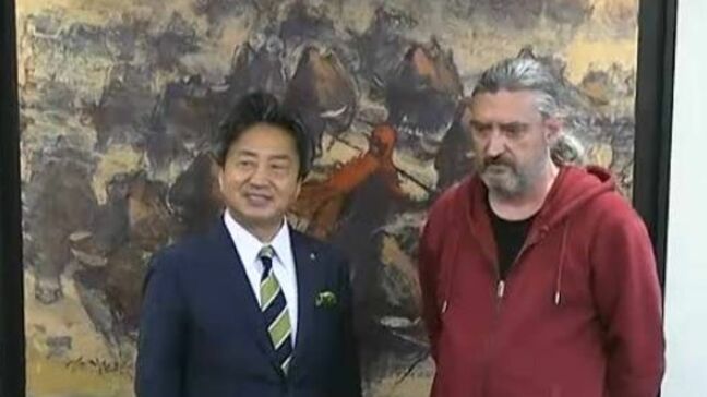 軍事侵攻が続くウクライナから避難民の男性が総社市長を表敬訪問　3人目の受け入れ　今後は就職支援などを行う【岡山】|TBS NEWS DIG