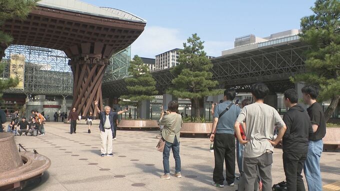 快晴のシルバーウィーク初日 観光地は多くの人でにぎわう 金沢は日中の最高気温30度予想|TBS NEWS DIG