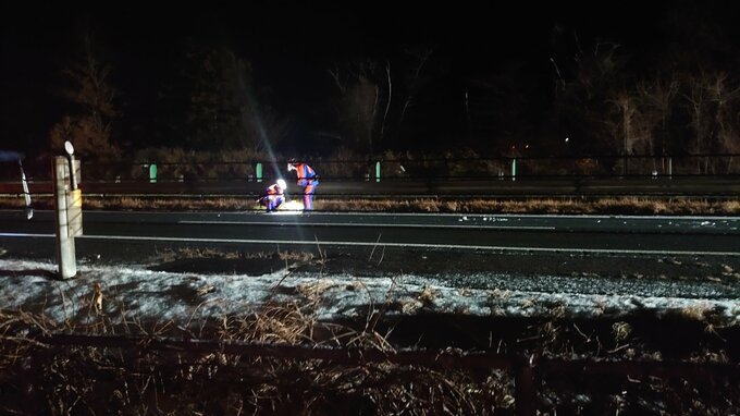 【速報】東北道で高齢男性が車2台にはねられ死亡　誤って道路に立ち入ったか　事故の影響で東北道（上り）築館ICー古川IC通行止め　宮城|TBS NEWS DIG