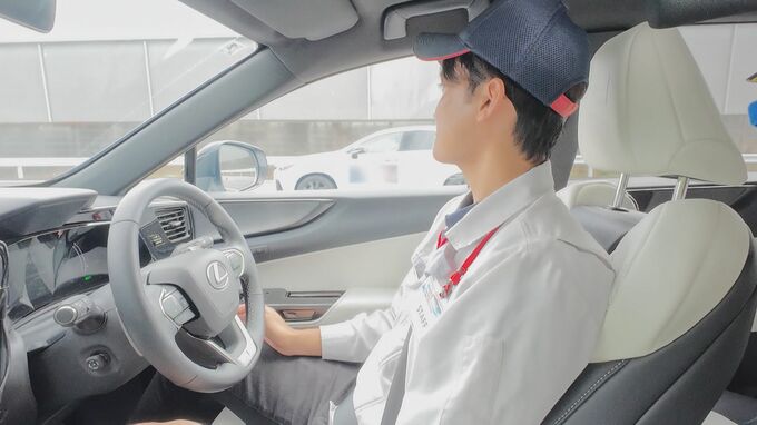 トヨタがAIを使った自動運転技術を2028年から搭載へ 