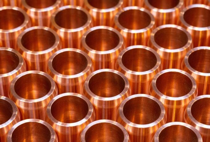 三菱商、中国での銅不正取引疑惑で138億円の損失－関係者