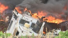 【速報】「大量の黒煙が上がっている」と通報　広島県呉市音戸町で造船会社で火災　廃船や廃材が燃える　消防車11台が出動し消火活動続く|TBS NEWS DIG