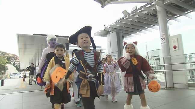 「トリックオアトリート！」ハロウィーン　園児が駅前練り歩く　福島・いわき市|TBS NEWS DIG