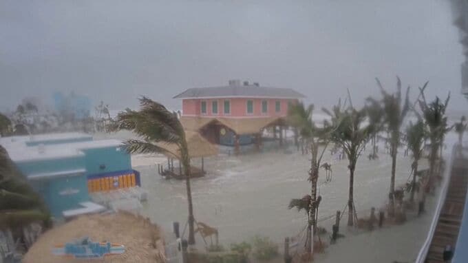 ハリケーン「ミルトン」上陸へ　フロリダ半島横断か|TBS NEWS DIG