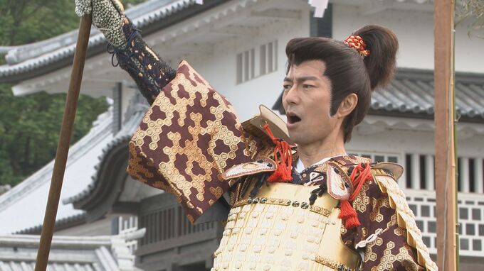 ”利家公”仲村トオルさんに”お松の方”夏菜さん 金沢百万石まつりの「百万石行列」41万人の見物客も大盛り上がり  　|　石川県のニュース｜MRO北陸放送