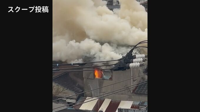 東京・葛飾の住宅火災　逃げ遅れ1人との情報も　現在も延焼中|TBS NEWS DIG
