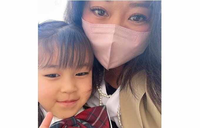 【美奈子】　第８子が「小学校へ入学しました〜❤❤」「ランドセルが大きくて　可愛い」|TBS NEWS DIG