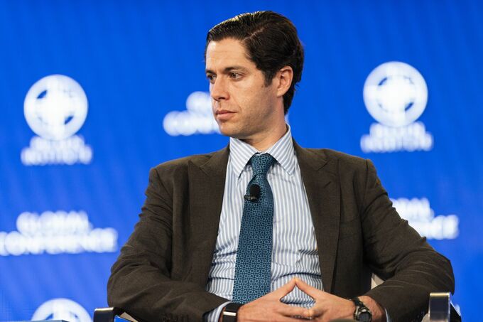 レオン・ブラック氏の息子、巨額資産開示－米政府系金融トップ指名で