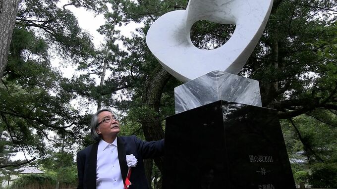 芸術家、武藤順九さんが彫刻作品を出雲大社に奉納　がれきの下に芽吹いた双葉をモチーフに「生命の力強さ」を表現【岡山】|TBS NEWS DIG