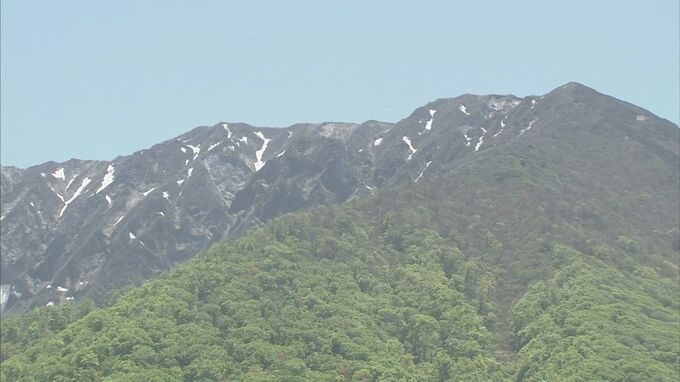 80代夫婦が大山登山中…前を歩いていた夫が足を滑らせ、受け止めようとした妻も転倒　肋骨と股関節骨折　防災ヘリで救助　登山歴約50年、登山届は未提出　|　BSSニュース | BSS山陰放送