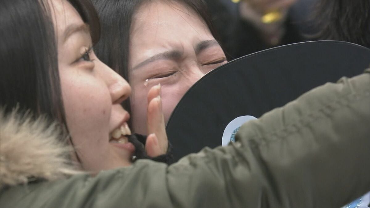 スノーボード女子 村瀬心椛選手（21）逆転金メダルに幼なじみが涙… 午前3時 地元岐阜市では同級生たちが熱烈エール【ミラノ・コルティナオリンピック】