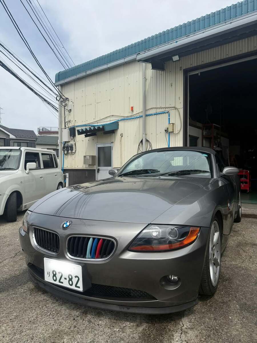 柏田徳花 】 無償で譲り受けた愛車『BMW Z4』をお披露目 「たくさん