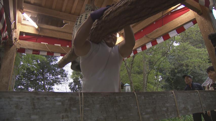 奇祭!ごんごん祭り 50キロ以上の丸太かついで鐘を突く 王者は1分間に133回 TBS NEWS DIG