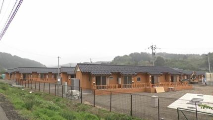 景観に配慮した「木造長屋型」の仮設住宅が被災地に完成 | 石川県の